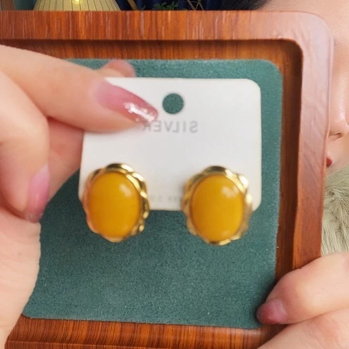 蜜蜡银S925镶嵌耳饰耳钉