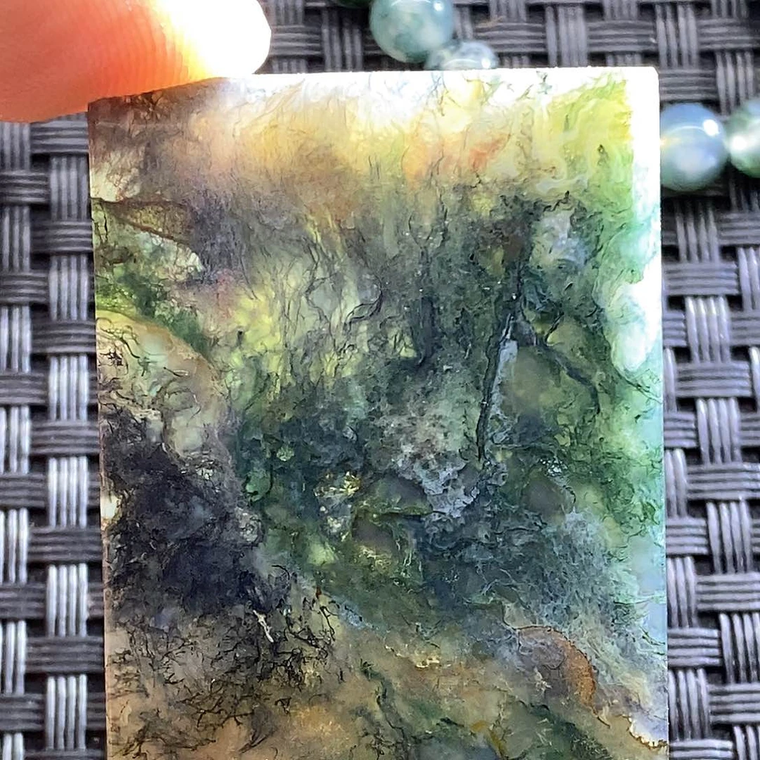 未镶嵌颈饰玛瑙/玉髓洪*醉