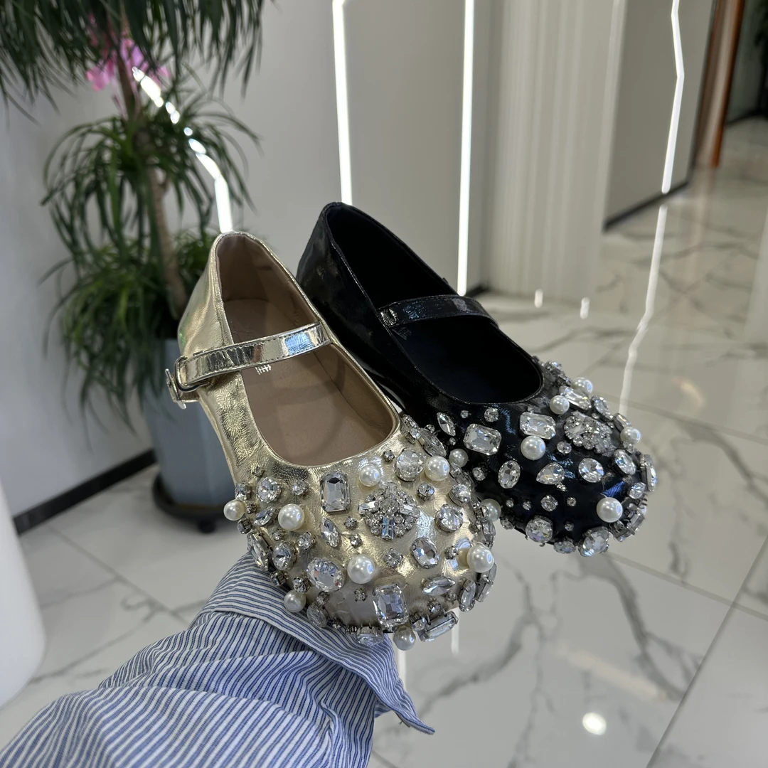 1212-2新款圆头水钻平底舒适一字带小众百搭时尚潮流休闲女单鞋