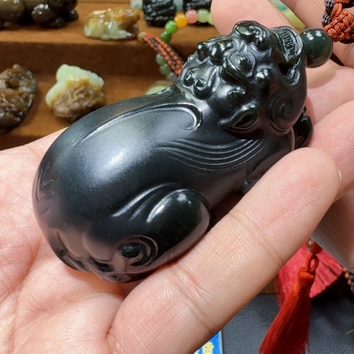 未镶嵌和田玉把件