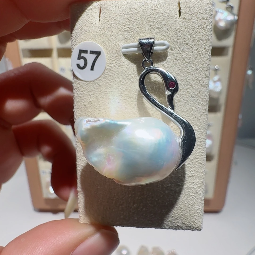 淡水珍珠颈饰合金