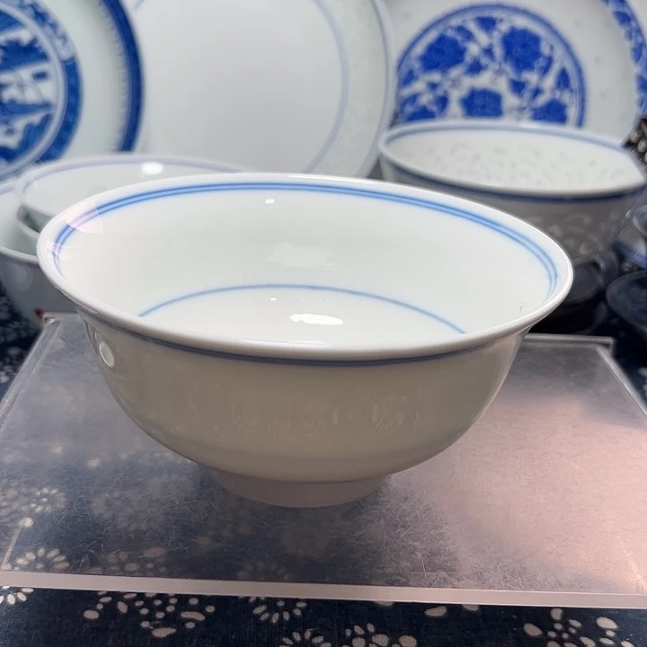 手绘5.5寸蓝边饭碗