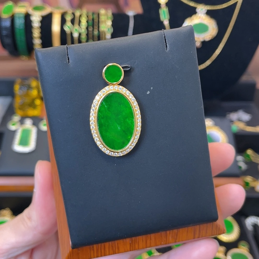 翡翠银S925镀金镶嵌吊坠(赠链)