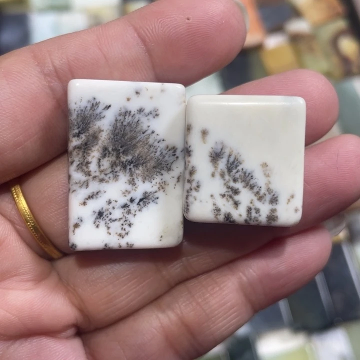 蛇纹石玉未镶嵌天然花玉平安无事牌