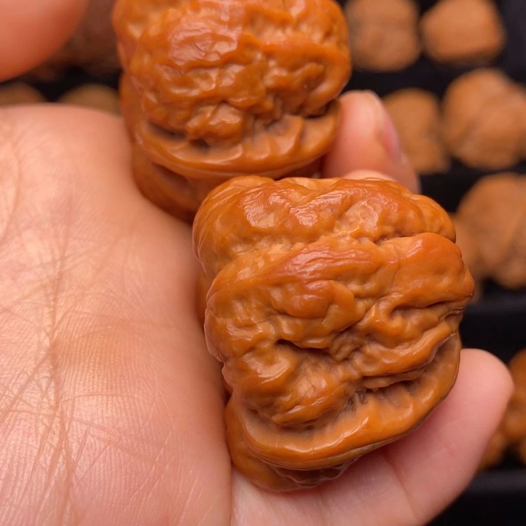 文玩核桃吊坠秦岭野生核桃