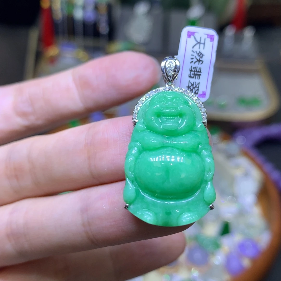 翡翠18K金镶嵌颈饰翡翠吊坠项链