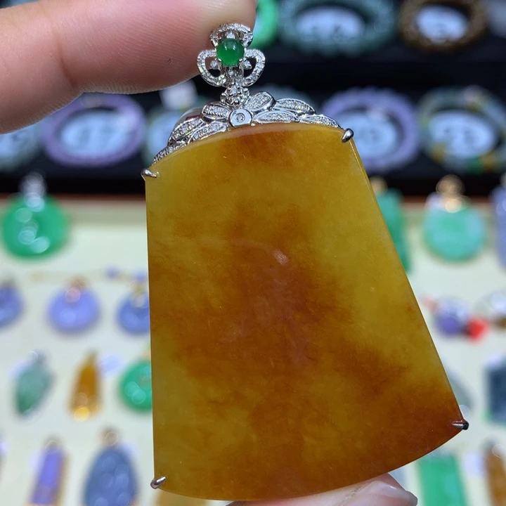 翡翠18K金镶嵌手链翡翠