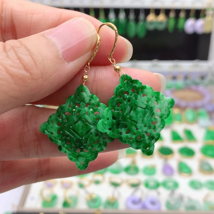 翡翠18K金镶嵌耳饰