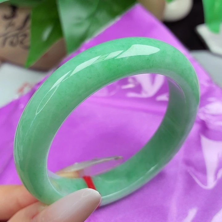 未镶嵌手镯翡翠55-56圈口