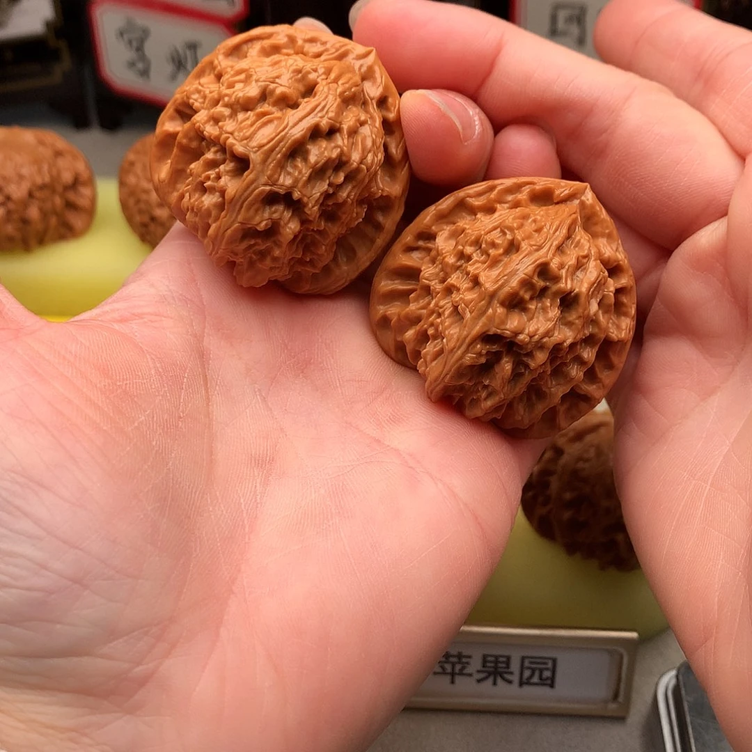 吊坠文玩核桃42尺三角白504号