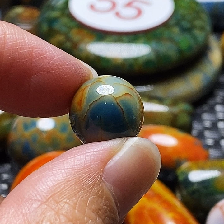 我***张玛瑙/玉髓未镶嵌颈饰