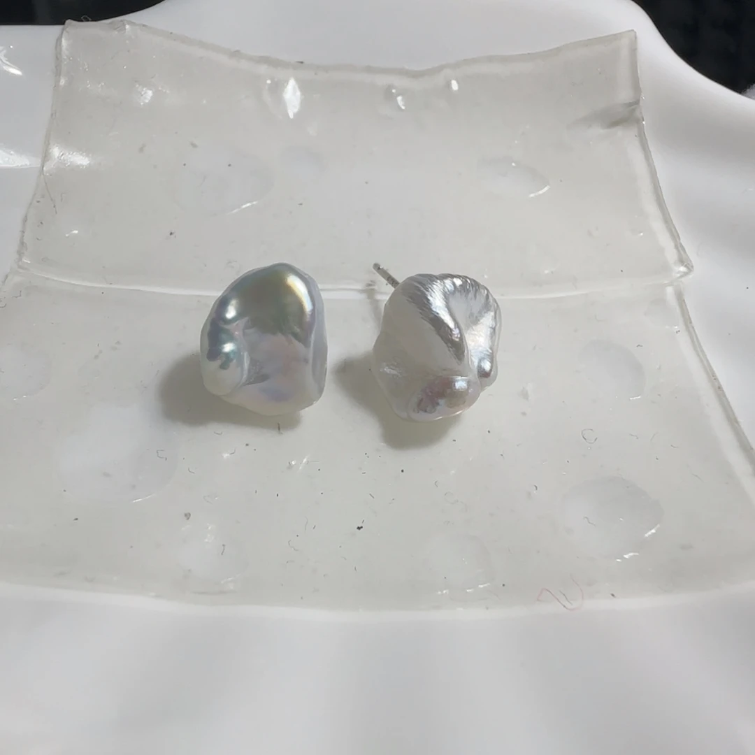银S925镶嵌耳饰淡水珍珠