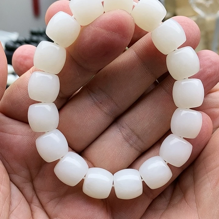 【闪购商品】未镶嵌手链和田玉13米达