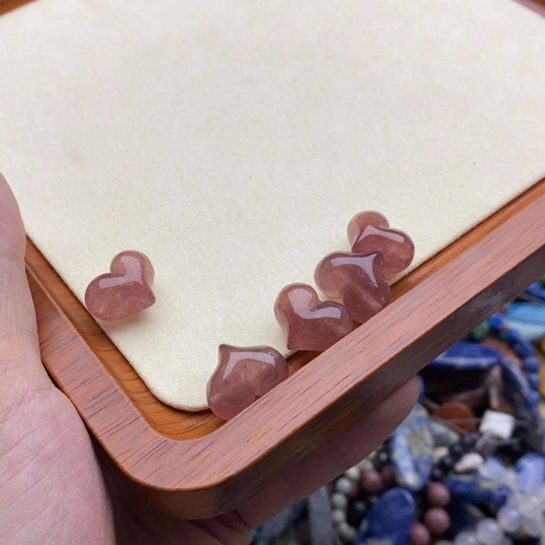 玛瑙/玉髓未镶嵌珠宝半成品一个13×17草莓晶屁桃G130