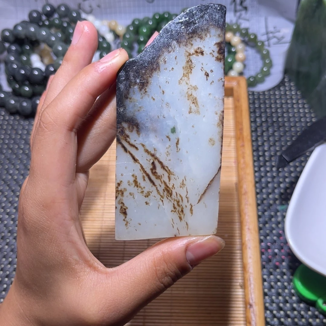 未镶嵌和田玉（子料）挂件