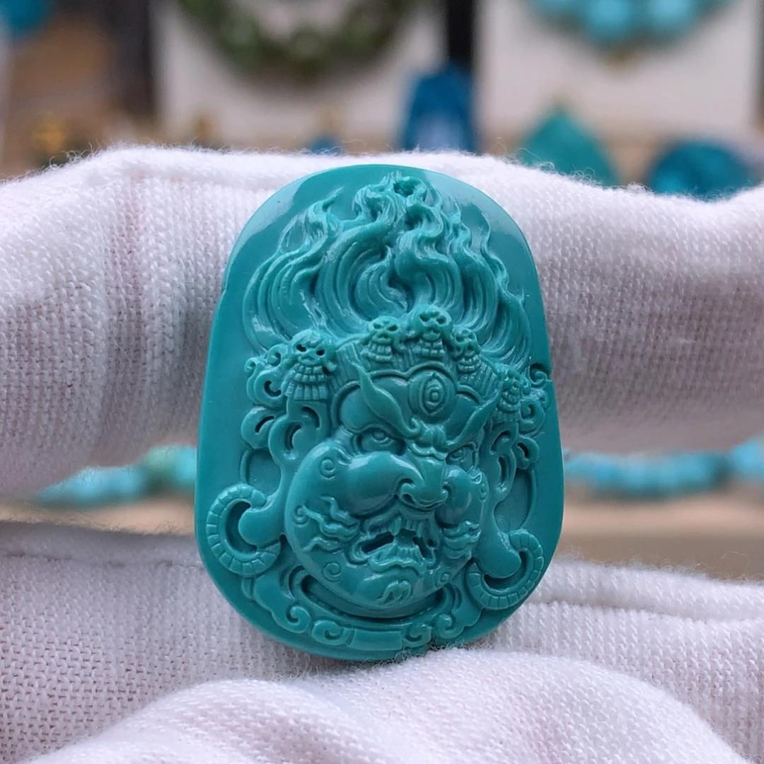 绿松石未镶嵌珠宝奇石