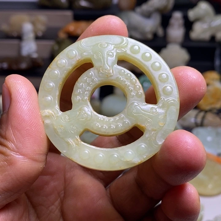 和田玉未镶嵌挂件