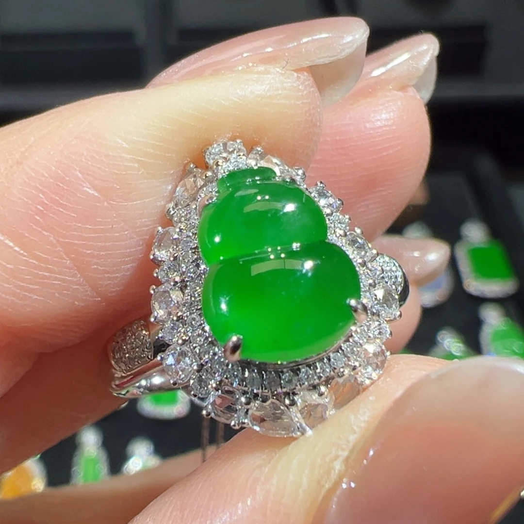 翡翠戒指18K金镶嵌收到货48小时鉴赏期