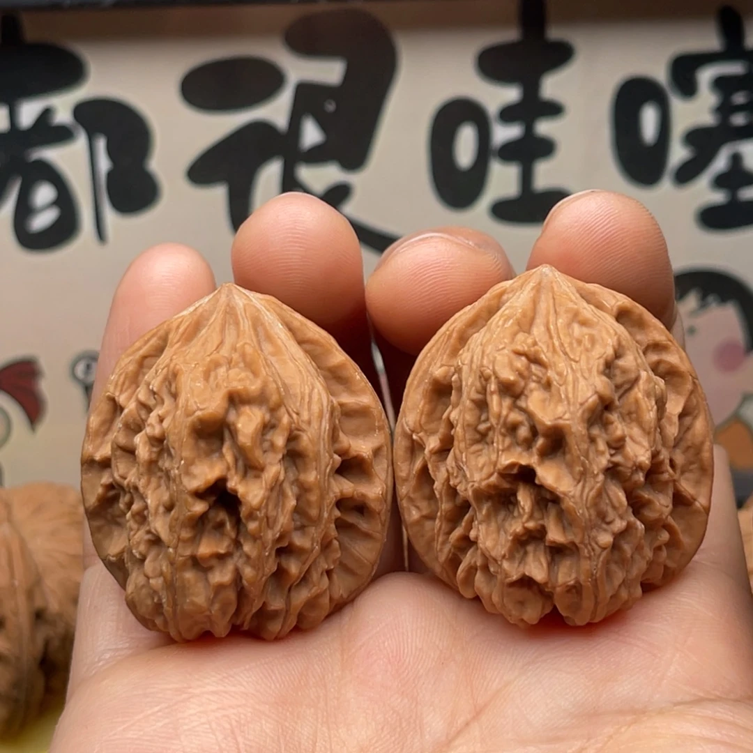 文玩核桃吊坠34野生