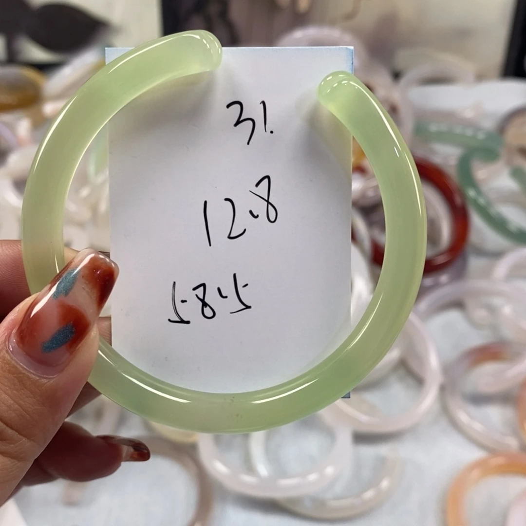 手镯玛瑙/玉髓未镶嵌31