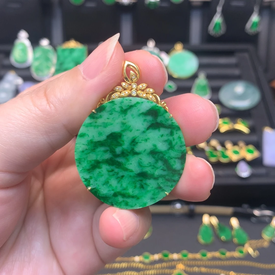 翡翠18K金镶嵌吊坠(不含链)有纹
