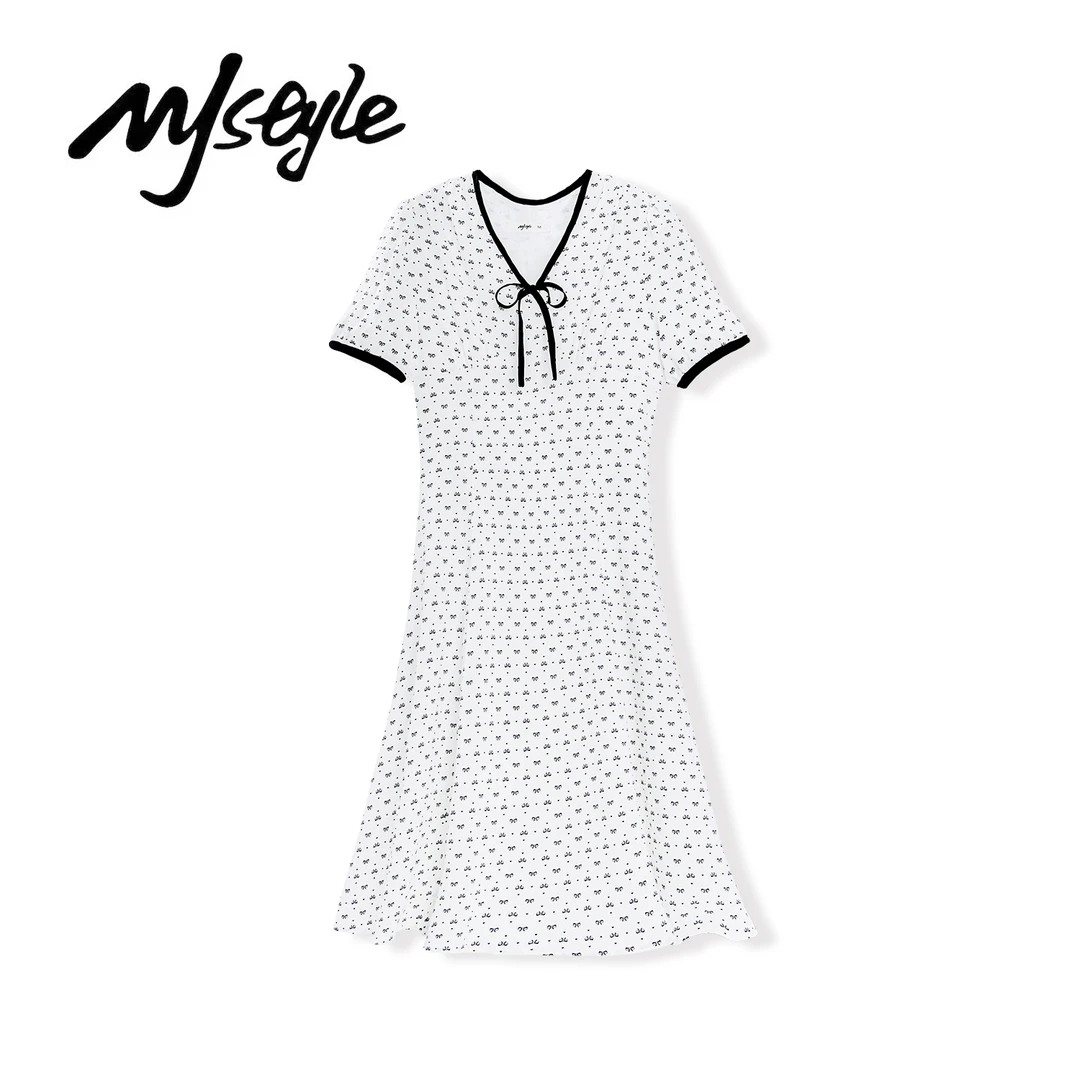 法式复古蝴蝶结系带V领收腰显瘦伞摆连衣裙白色裙子夏季温柔风