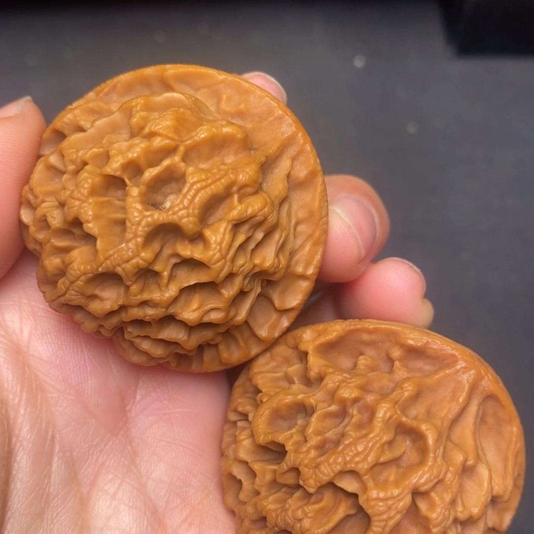 文玩核桃把件秦岭核桃