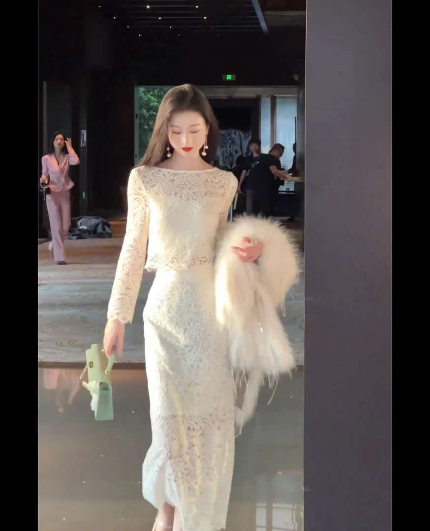 2025早秋季新款时尚气质蕾丝防嗮新款两件套