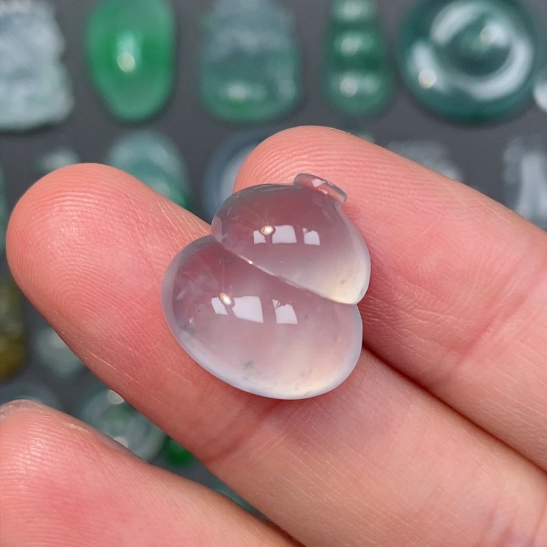 翡翠颈饰未镶嵌葫芦