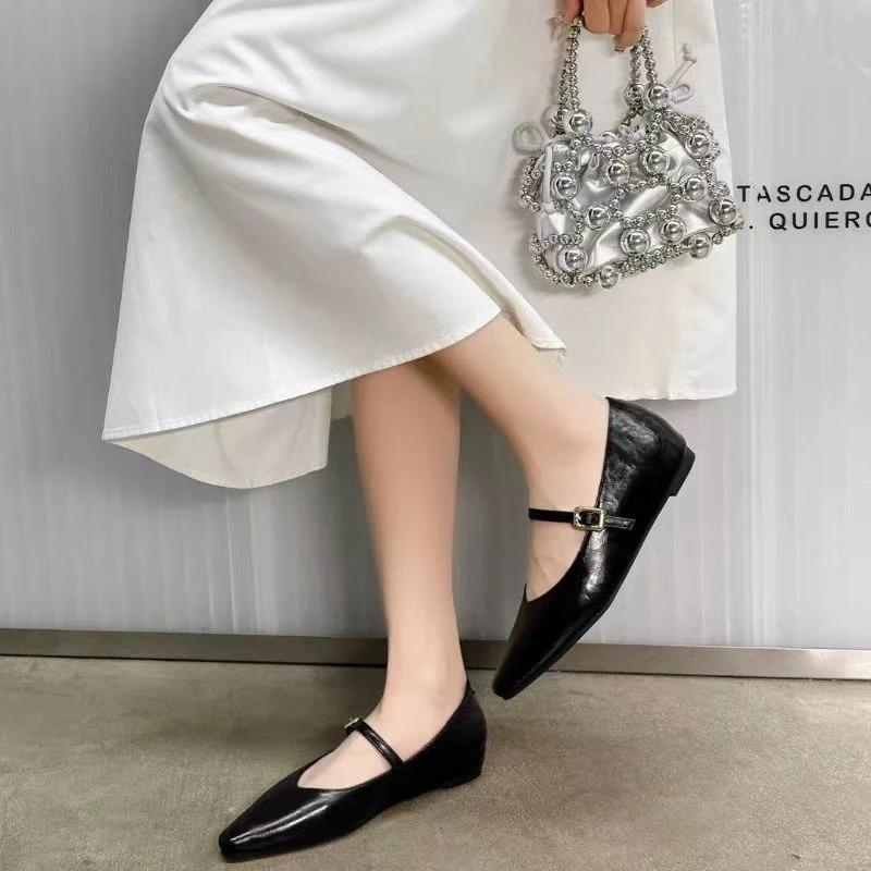 巨好看新款小香风粗跟软底外穿单鞋女秋季新款18-6