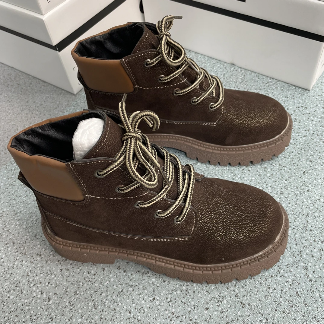 Z44百搭厚款工装风复古港风英伦风休闲雪地靴马丁靴防滑