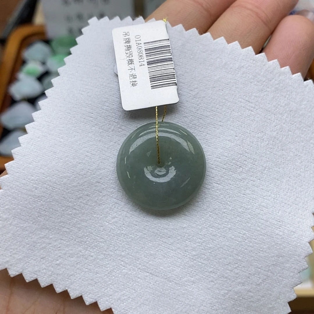【闪购商品】翡翠颈饰未镶嵌平安扣