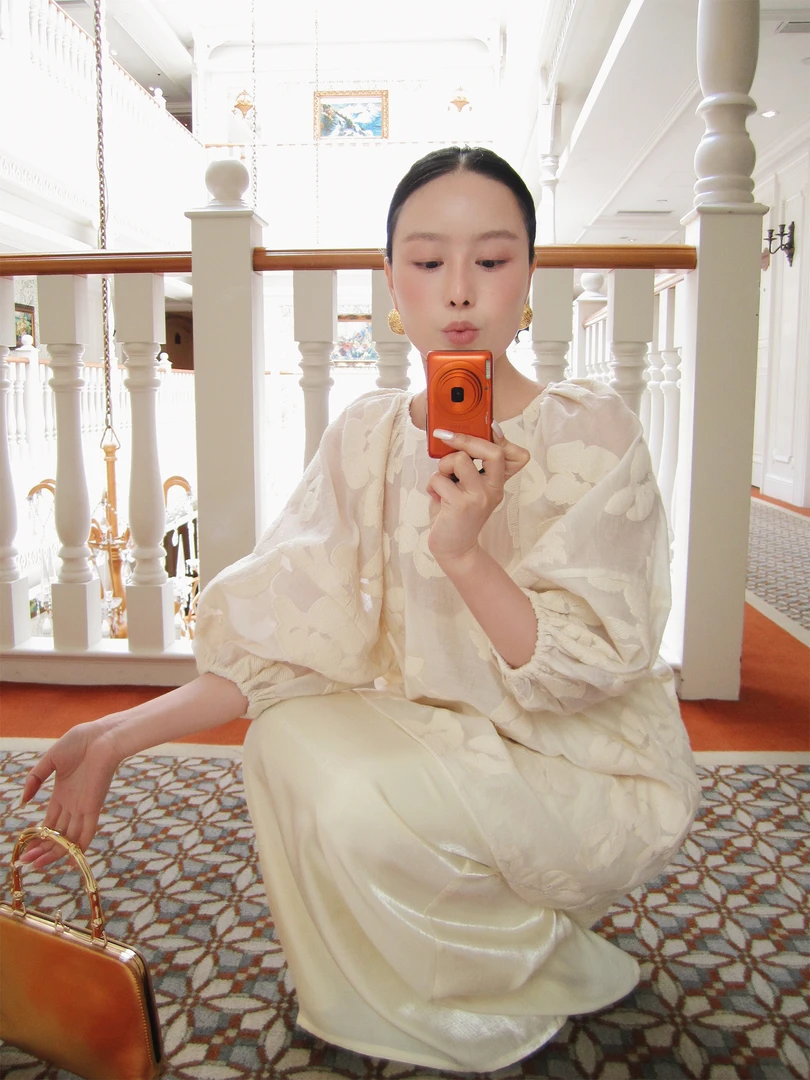 小众重工刺绣宫廷上衣   250206