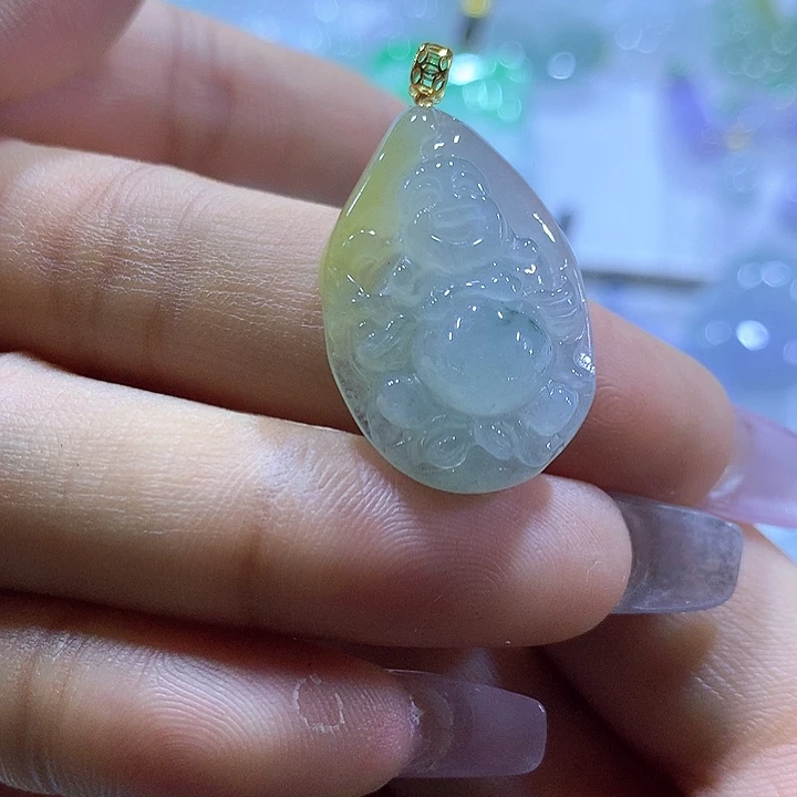 翡翠18K金镶嵌颈饰天然翡翠A货吊坠
