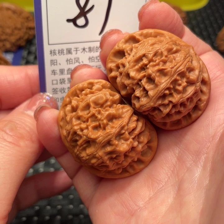 文玩核桃把件41宫灯87