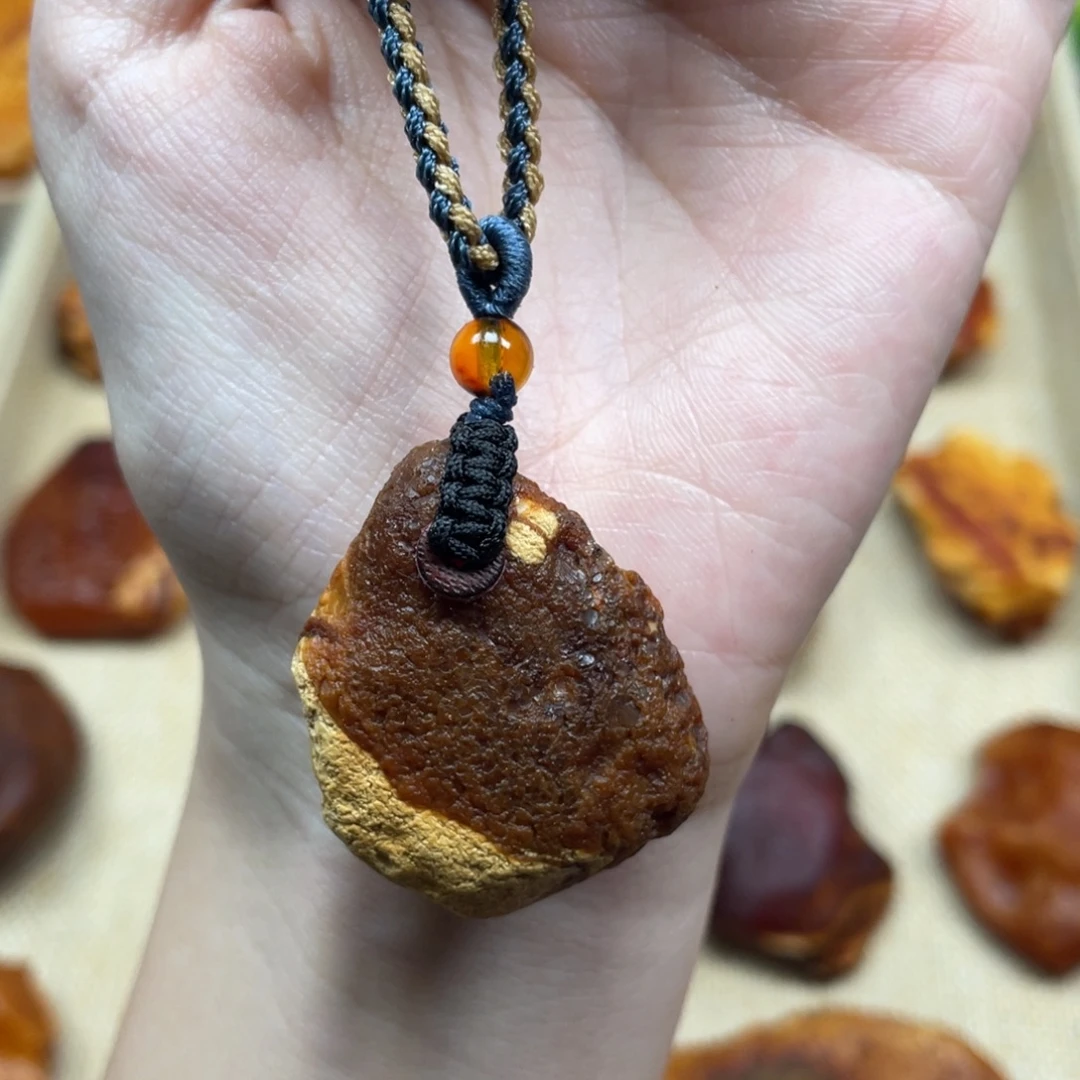 琥珀未镶嵌珠宝奇石