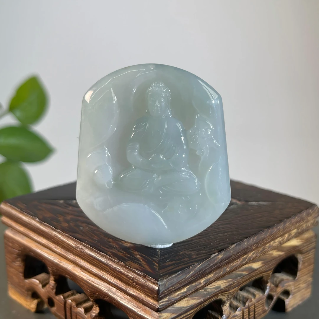 JXB17-40   天然缅甸翡翠A货  大日如来