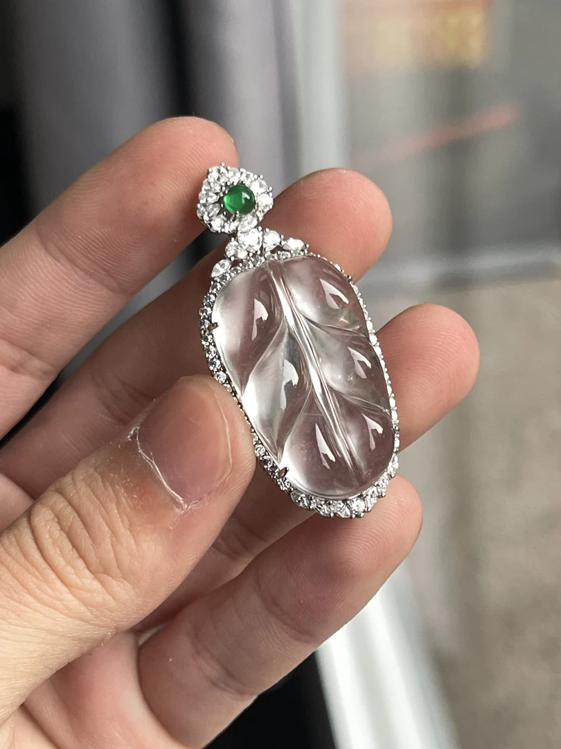 水沫子黑钢叶子国标925银镀金镶嵌天然石英质玉吊坠女士