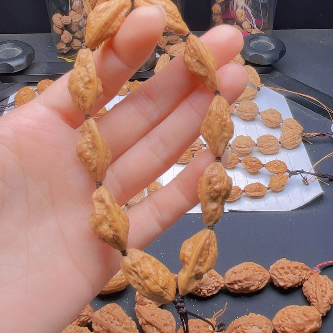 文玩核桃吊坠最**昕03小蛤蟆头