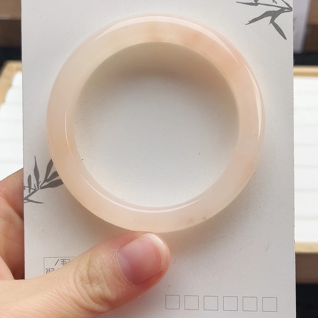 未镶嵌手镯石英质玉12