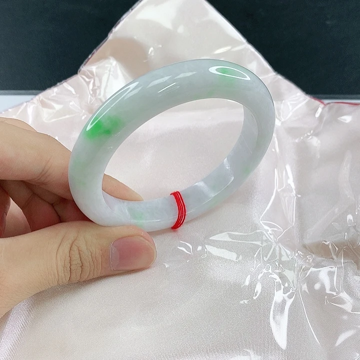 翡翠未镶嵌手镯圈58.8。40146