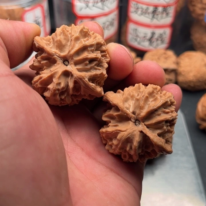 才***财文玩核桃把件苹果43