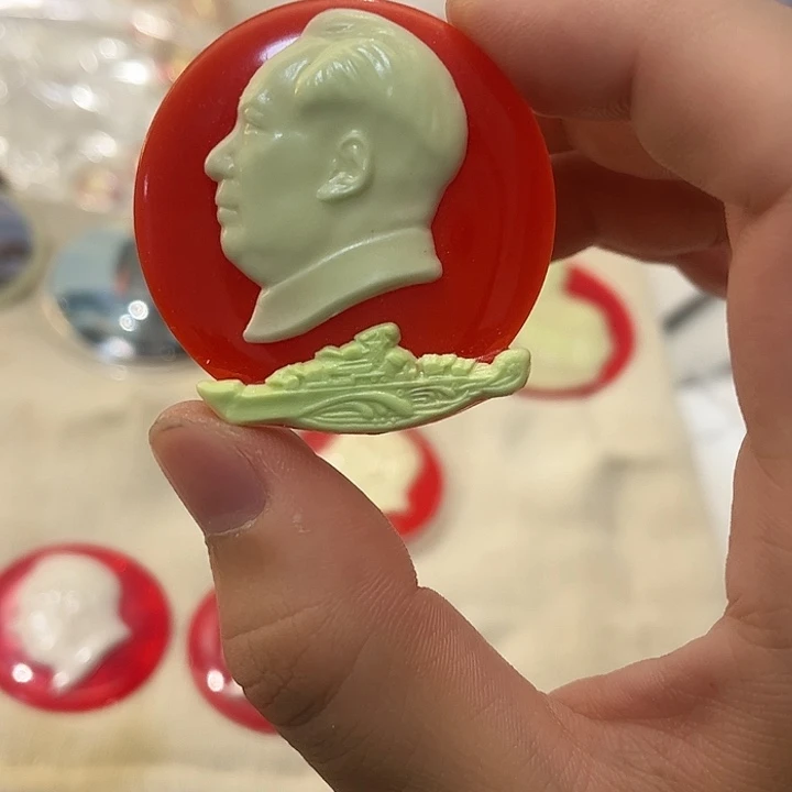 H***雨一一一高贵轻复古一一一一一分享