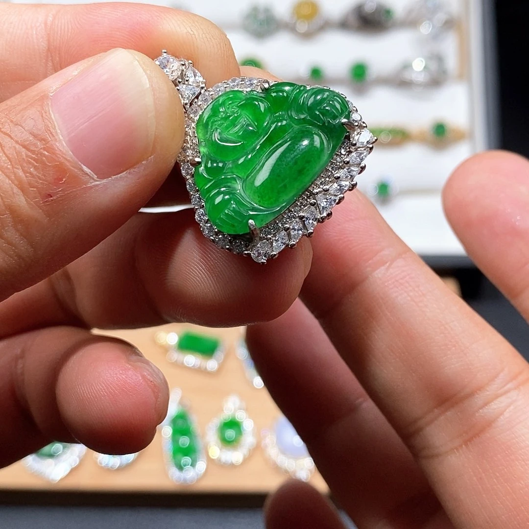 颈饰银S925镶嵌翡翠万****?o型链