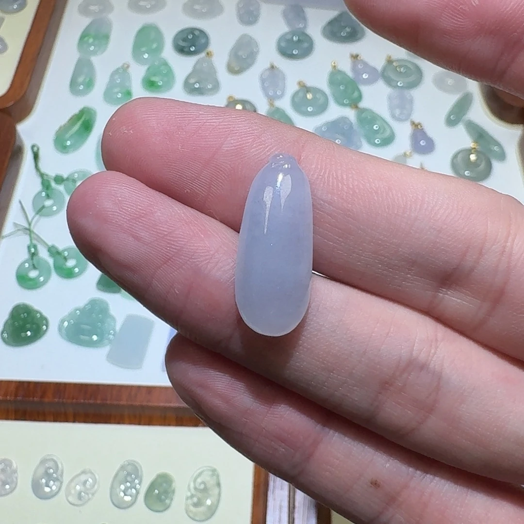颈饰未镶嵌翡翠冰紫小瓜