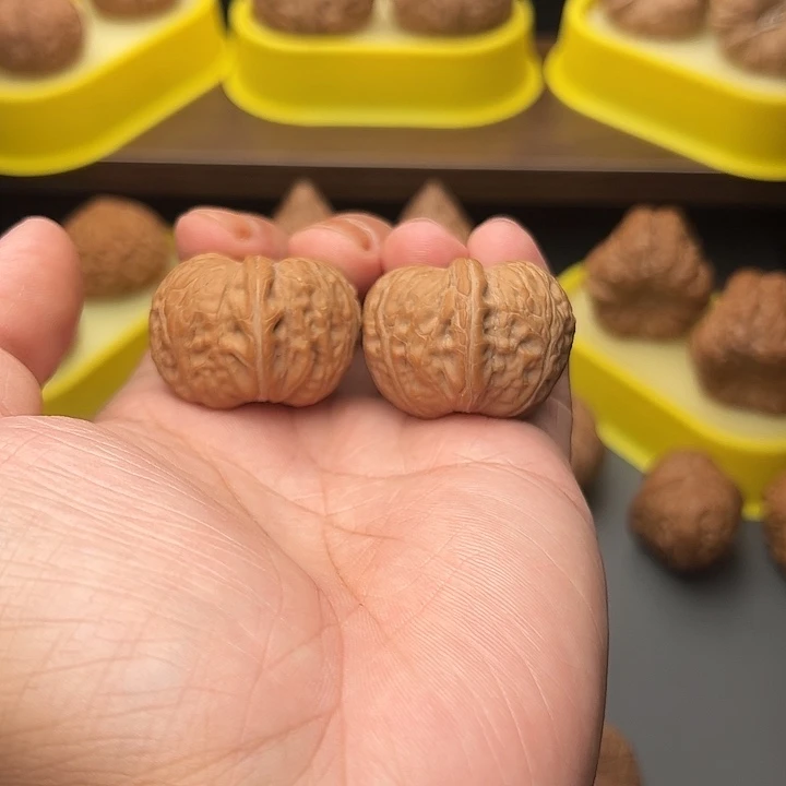 L****36尺头货手捻元宝