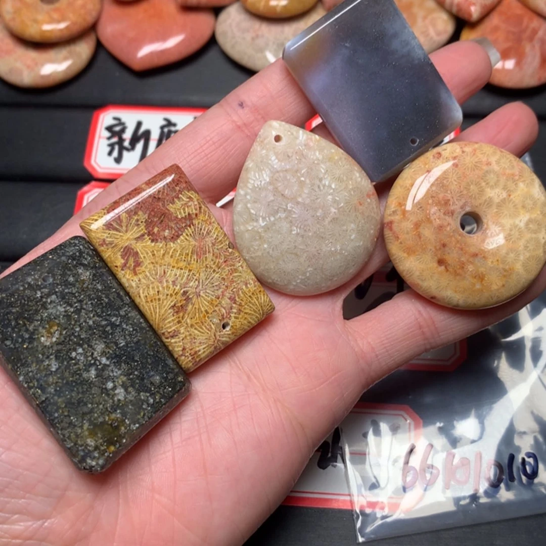 【闪购商品】硅化玉颈饰未镶嵌洋***溪