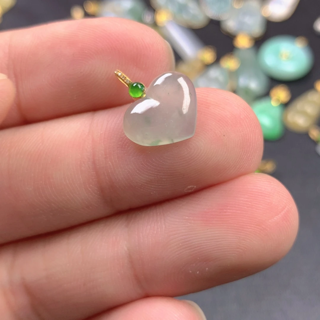 【闪购商品】颈饰18K金镶嵌翡翠翡翠