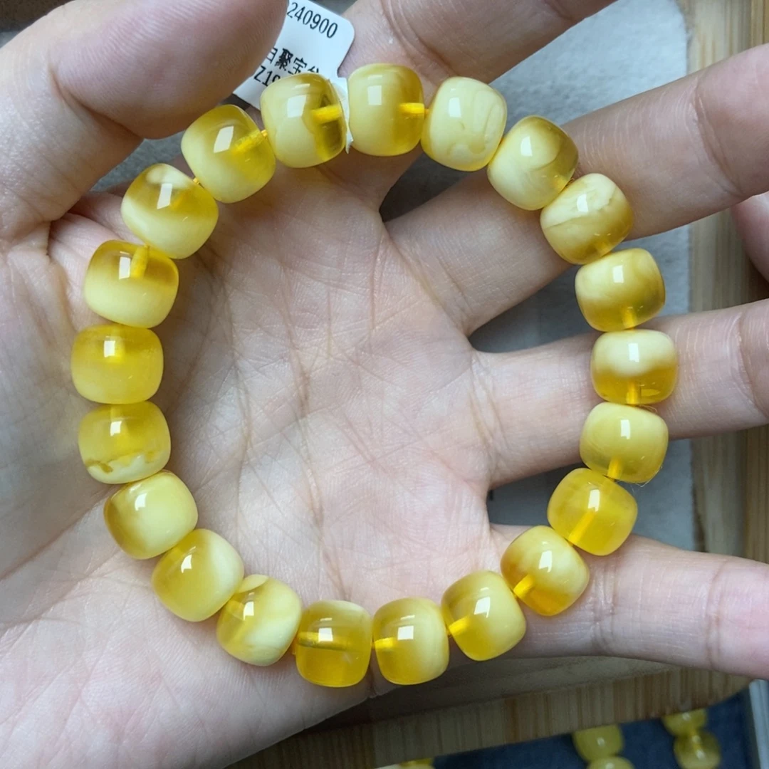 蜜蜡未镶嵌珠宝奇石30