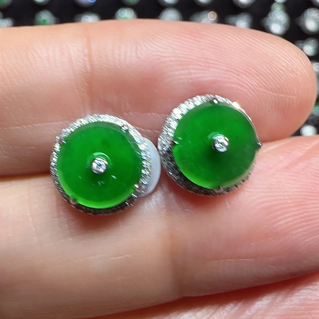 翡翠18K金镶嵌耳饰耳钉